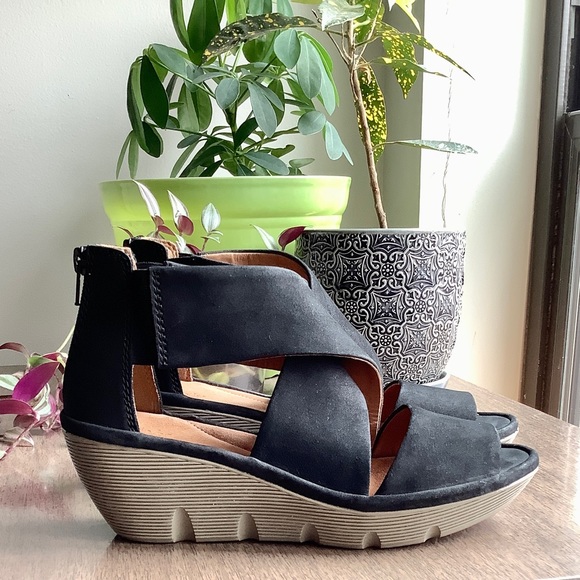 Clarks | Shoes | Womens Clarks Clarene Glamor Mid Wedge Sandals | Poshmark